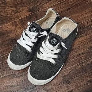 Roxy shoes